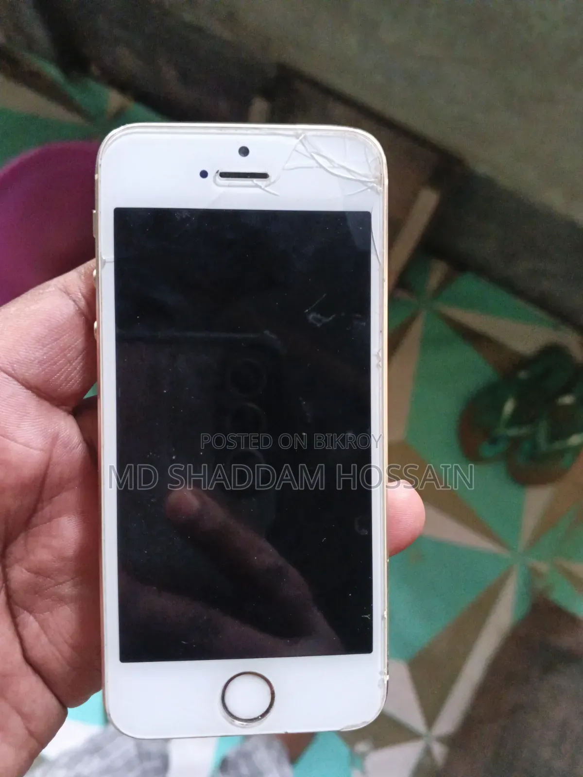 অ্যাপল আইফোন এসি ১৬ জিবি হোয়াইট