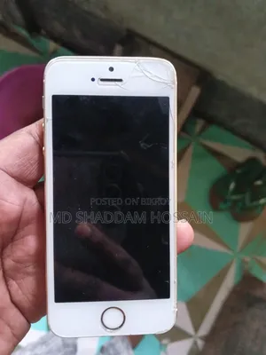 অ্যাপল আইফোন এসি ১৬ জিবি হোয়াইট