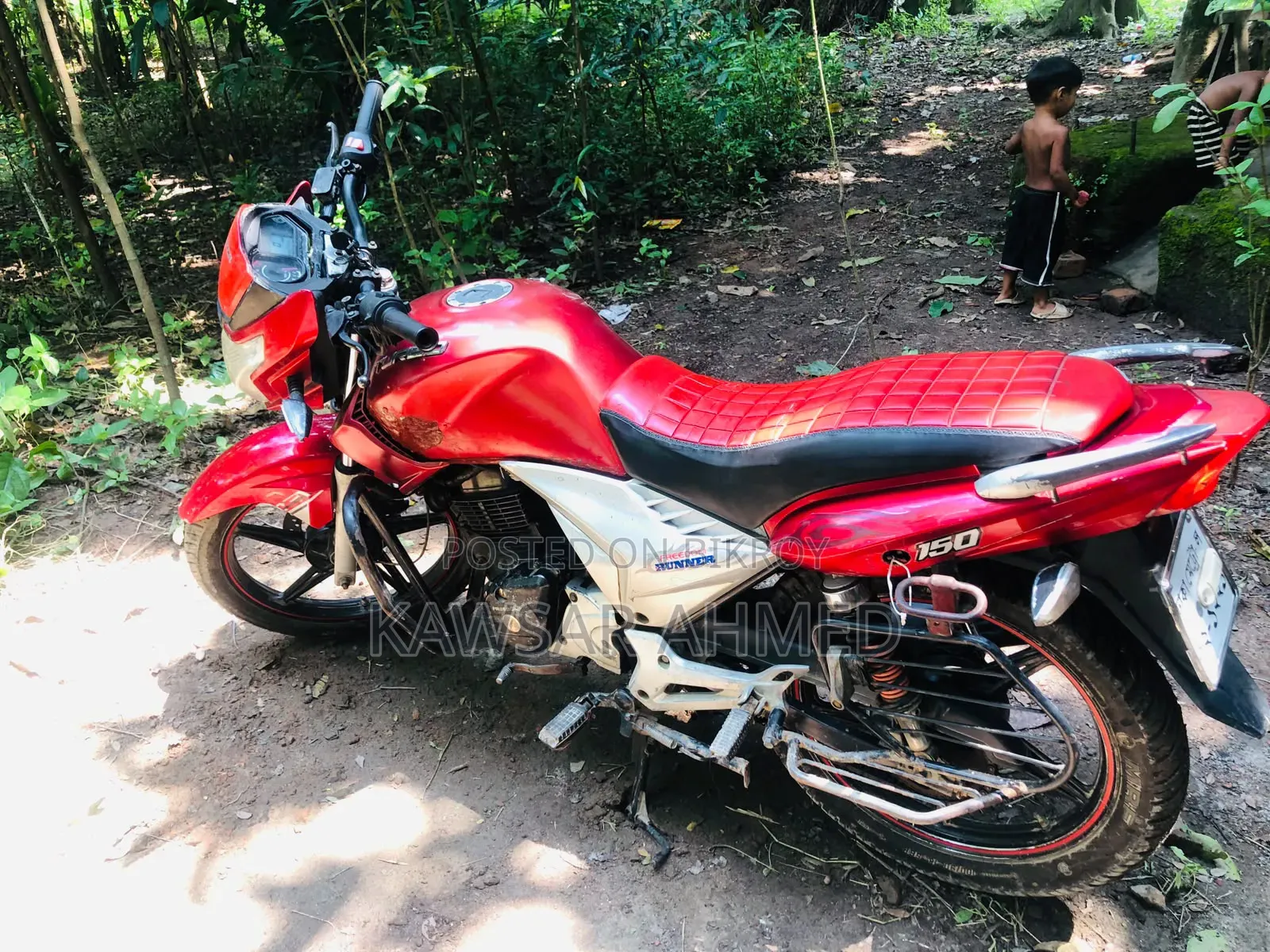 রানার টার্বো ভি২ ২০১৯ লাল