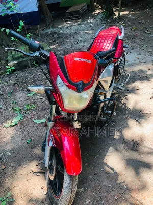 রানার টার্বো ভি২ ২০১৯ লাল