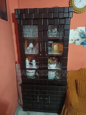 Furniture Wood Showcase