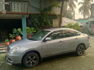 নিসান ব্লুবার্ড সিলফি ২০০৬ গ্রে