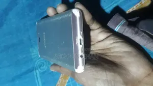 স্যামসাং গ্যালাক্সি জে৭ প্রাইম ৩২ জিবি গোল্ড