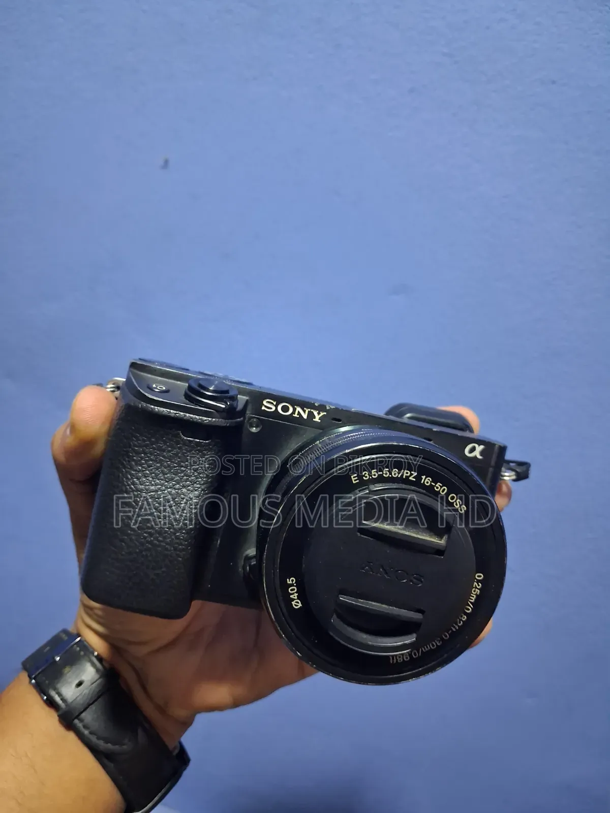 Sony A6400+ 16-50 Kit Lens + Sigma 30mm 1.4 For Sale