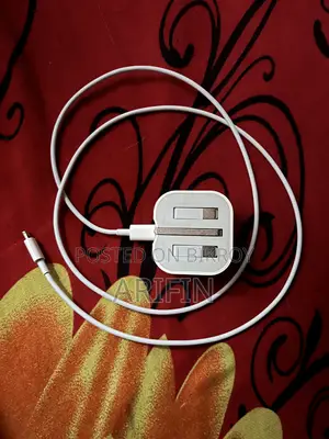 চার্জার (অ্যাডাপ্টার + কেবল)