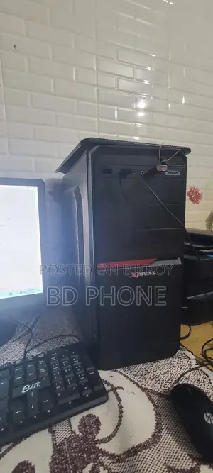 ডেস্কটপ কম্পিউটার গিগাবাইট জিবি-বিএসআই৩-৬১০০ ৪জিবি ইন্টেল কোর আই৩ এইচডিডি ৫১২জিবি