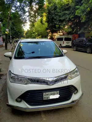 Toyota Axio 1.5 হাইব্রিড 2WD ২০১৬ সাদা