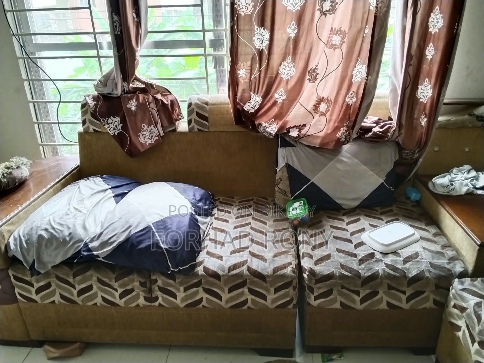 কর্নার সোফা ০৬ সিট উইথ টু সাইড টুল