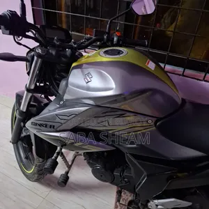 সুজুকি জিক্সার ২০২৫