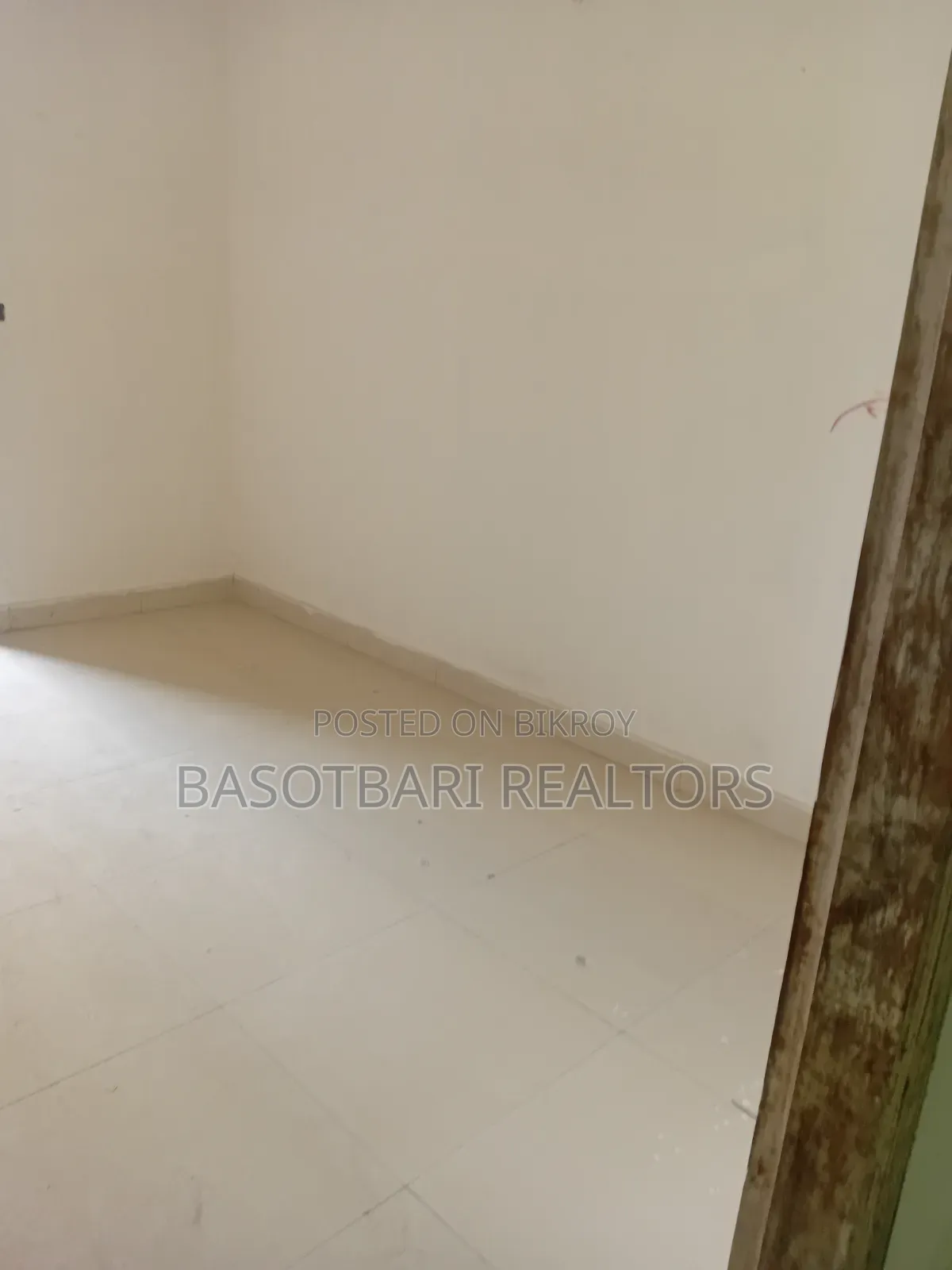 3-Bedroom Apartment in Aftab Nagar for Sale