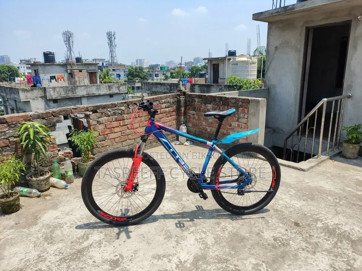 কোর জিও ২০০