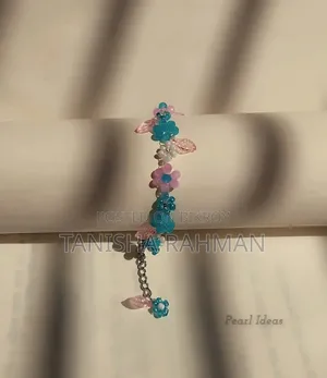 হাতে তৈরি পুতির ব্রেসলেট