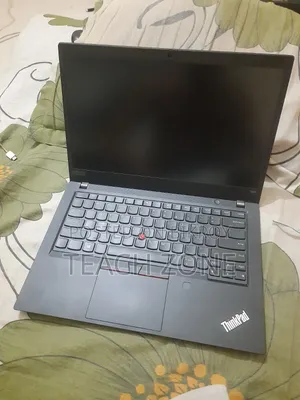 New Laptop Lenovo ThinkPad T490s 8GB Intel Core i5 SSD 256GB