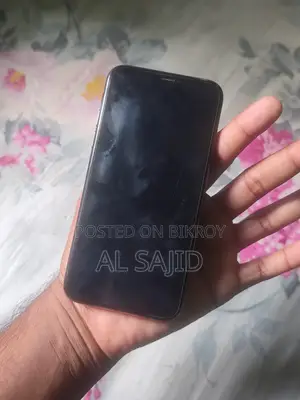 অ্যাপল আইফোন এক্সএস ২৫৬ জিবি ব্ল্যাক