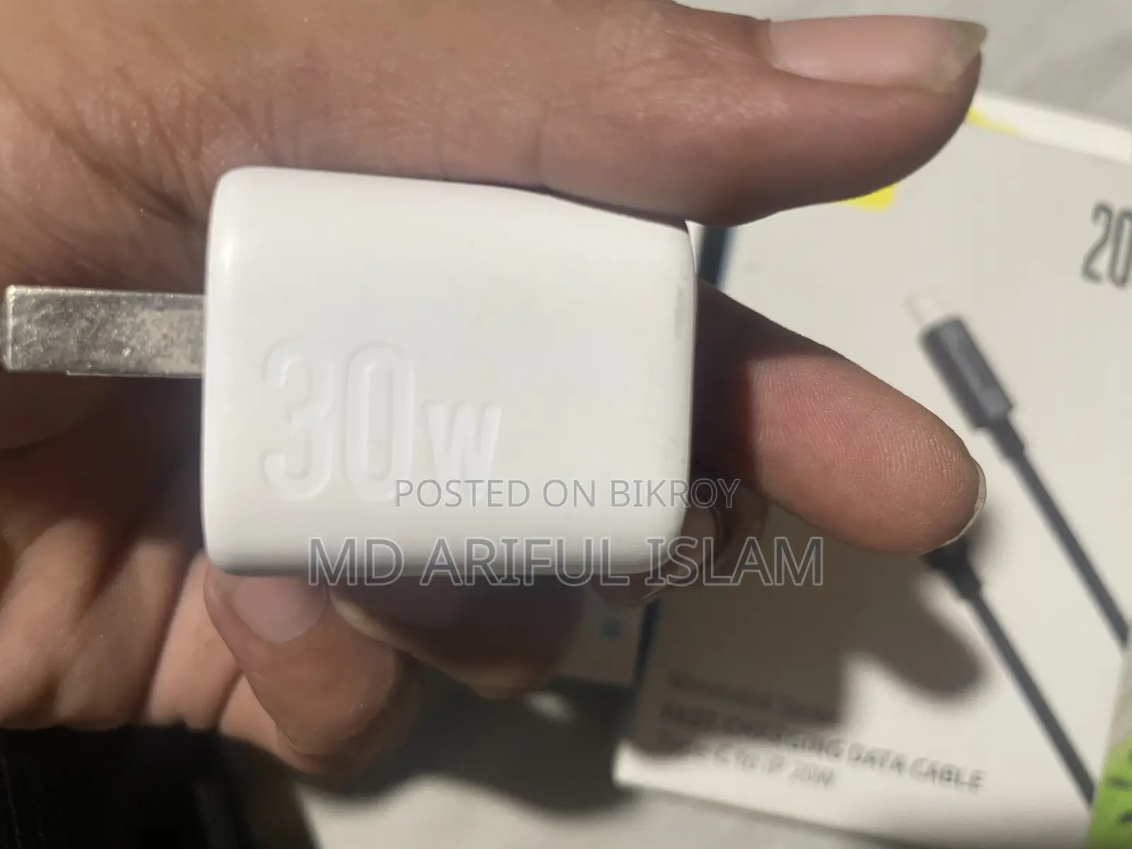 অ্যাঙ্কার ৩০ওয়াট অ্যাডাপ্টার এবং বেসউস কেবল