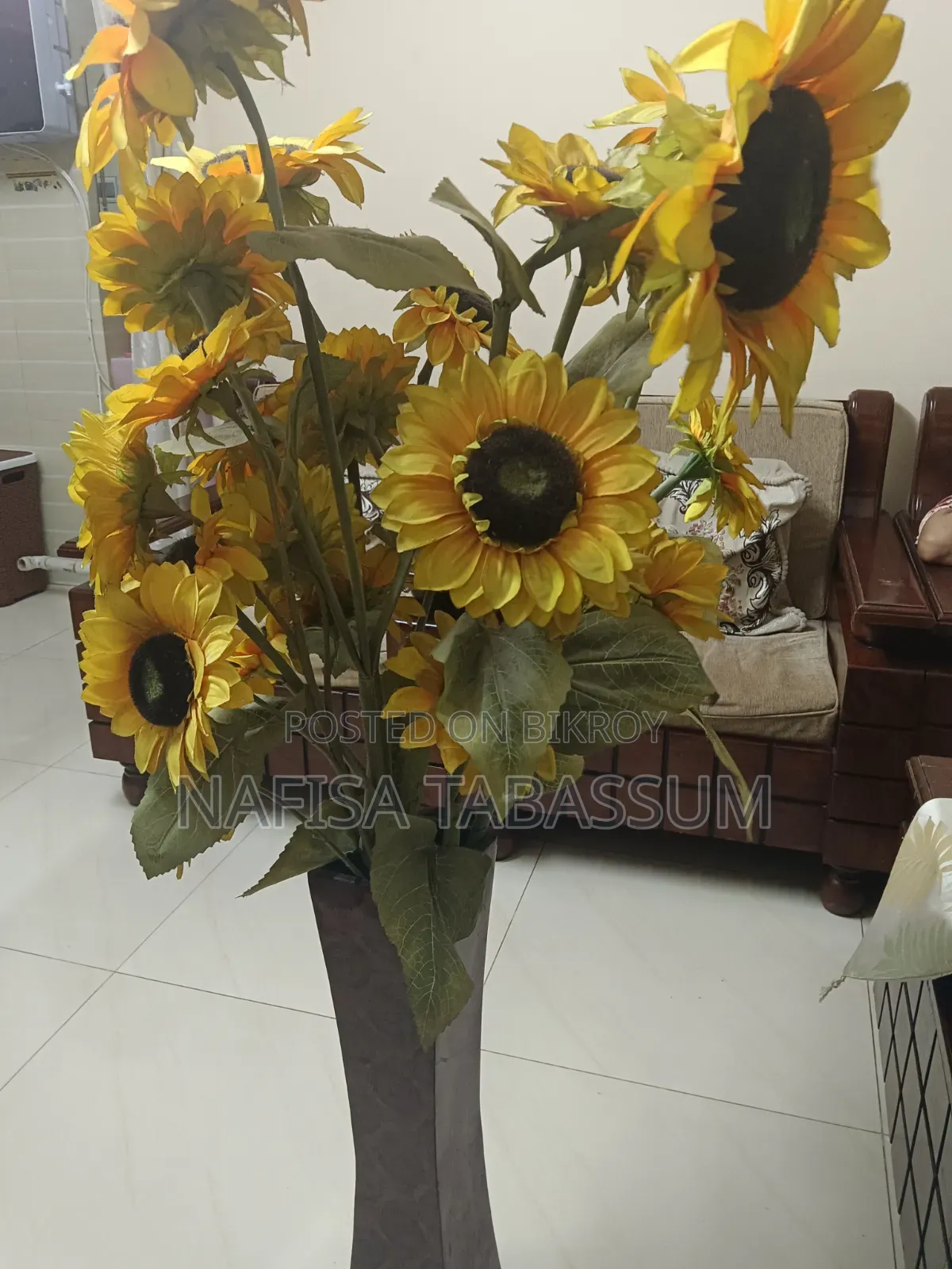 বিক্রির জন্য কৃত্রিম সূর্যমুখীর তোড়া