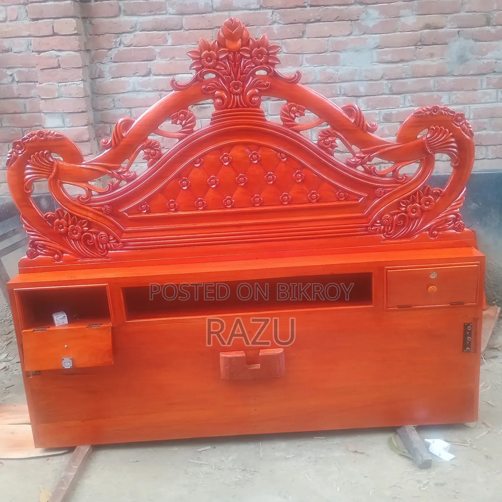 Semi Box Bed