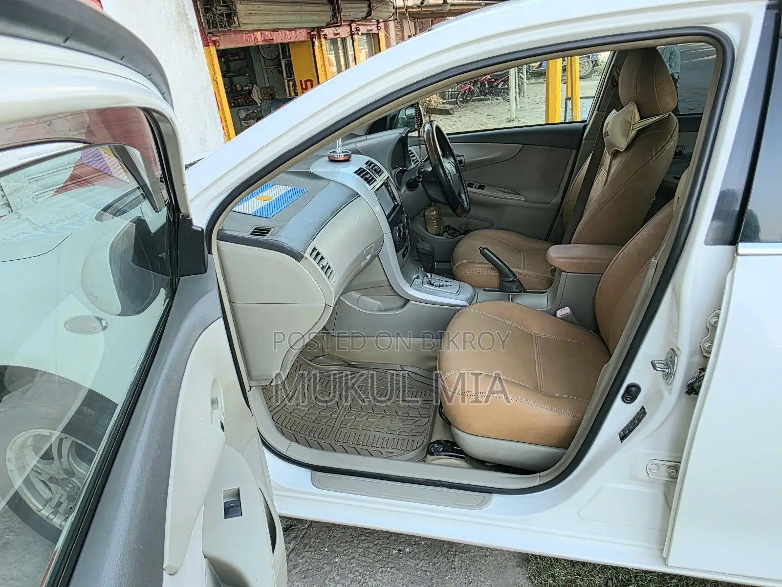 Toyota Axio 1.5 G Two-Wheel Drive 2009 White