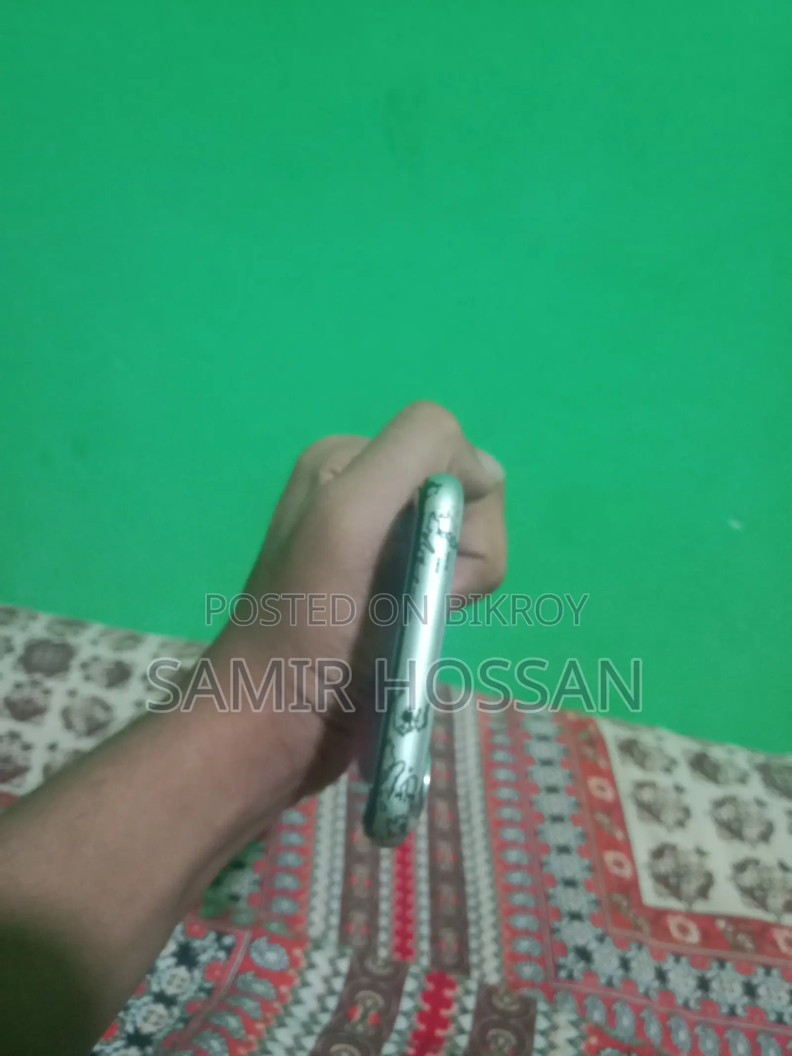 অ্যাপল আইফোন ১১ ১২৮ জিবি হোয়াইট