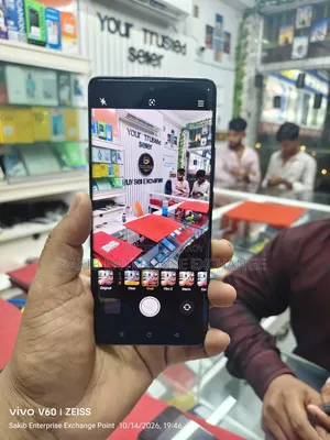 ওপ্পো এফ২৭ প্রো+ ২৫৬ জিবি ব্লু