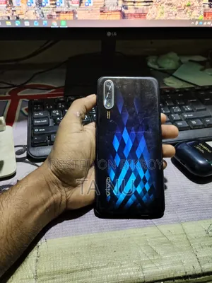 Vivo S1 128 GB Black
