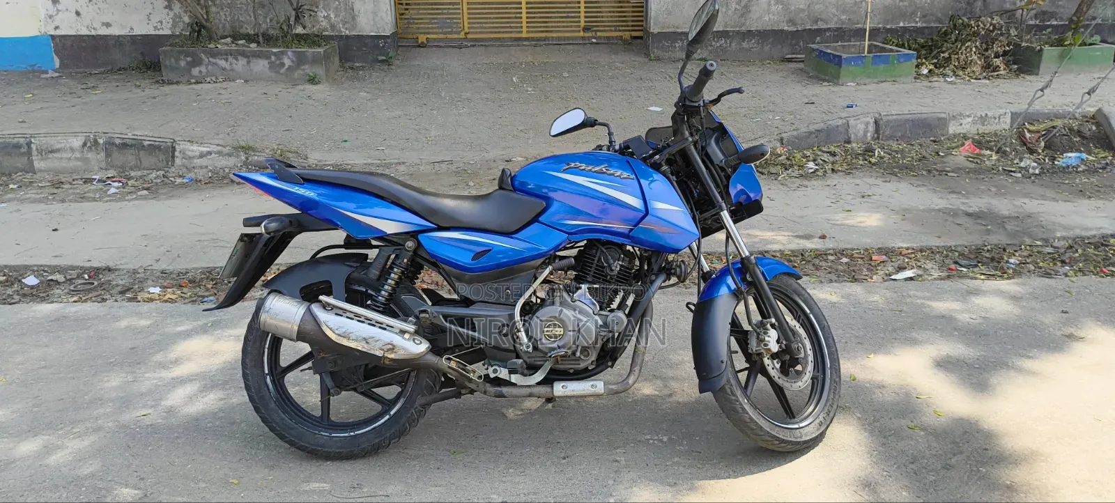 বাজাজ পালসার ১৫০ ২০১৭ নীল