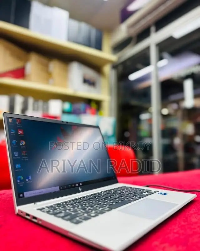 Laptop HP EliteBook 840 G8 8GB Intel Core i7 SSD 256GB