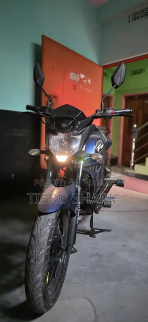 নিউ ইয়ামাহা এফজেডএস ভি২ ২০২৩ ব্লু