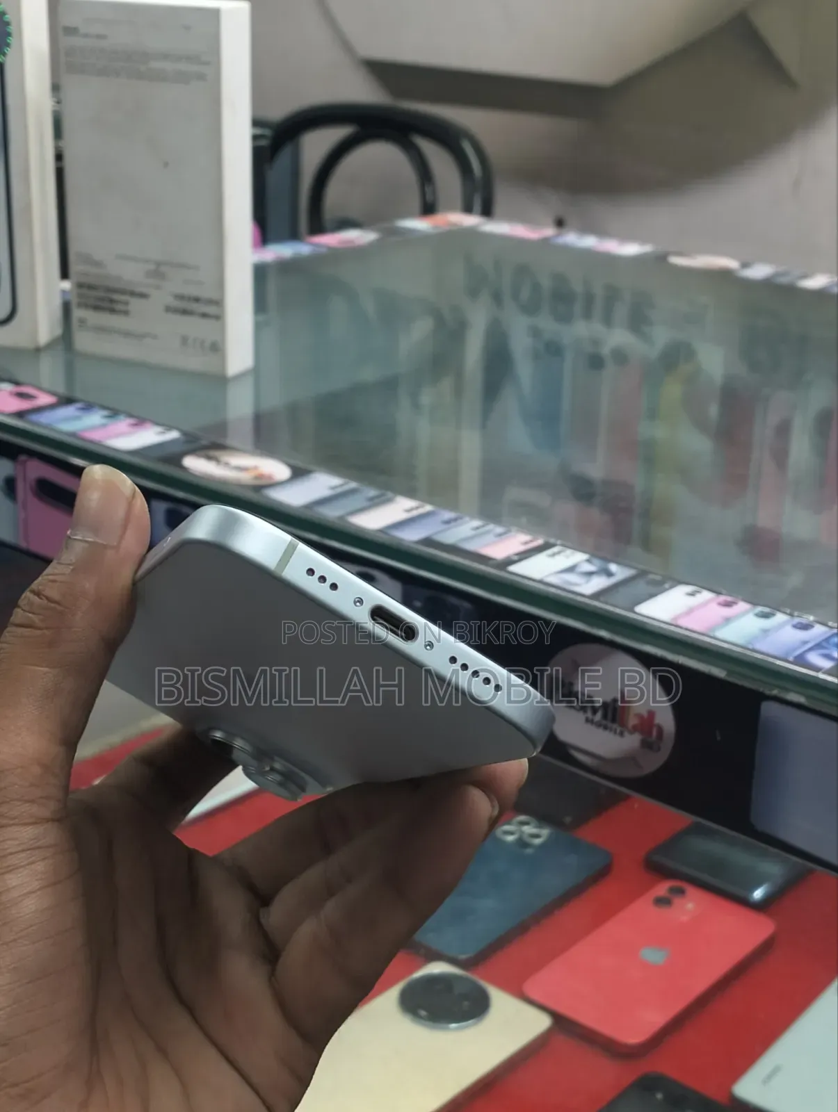 অ্যাপল আইফোন ১৫ ১২৮ জিবি