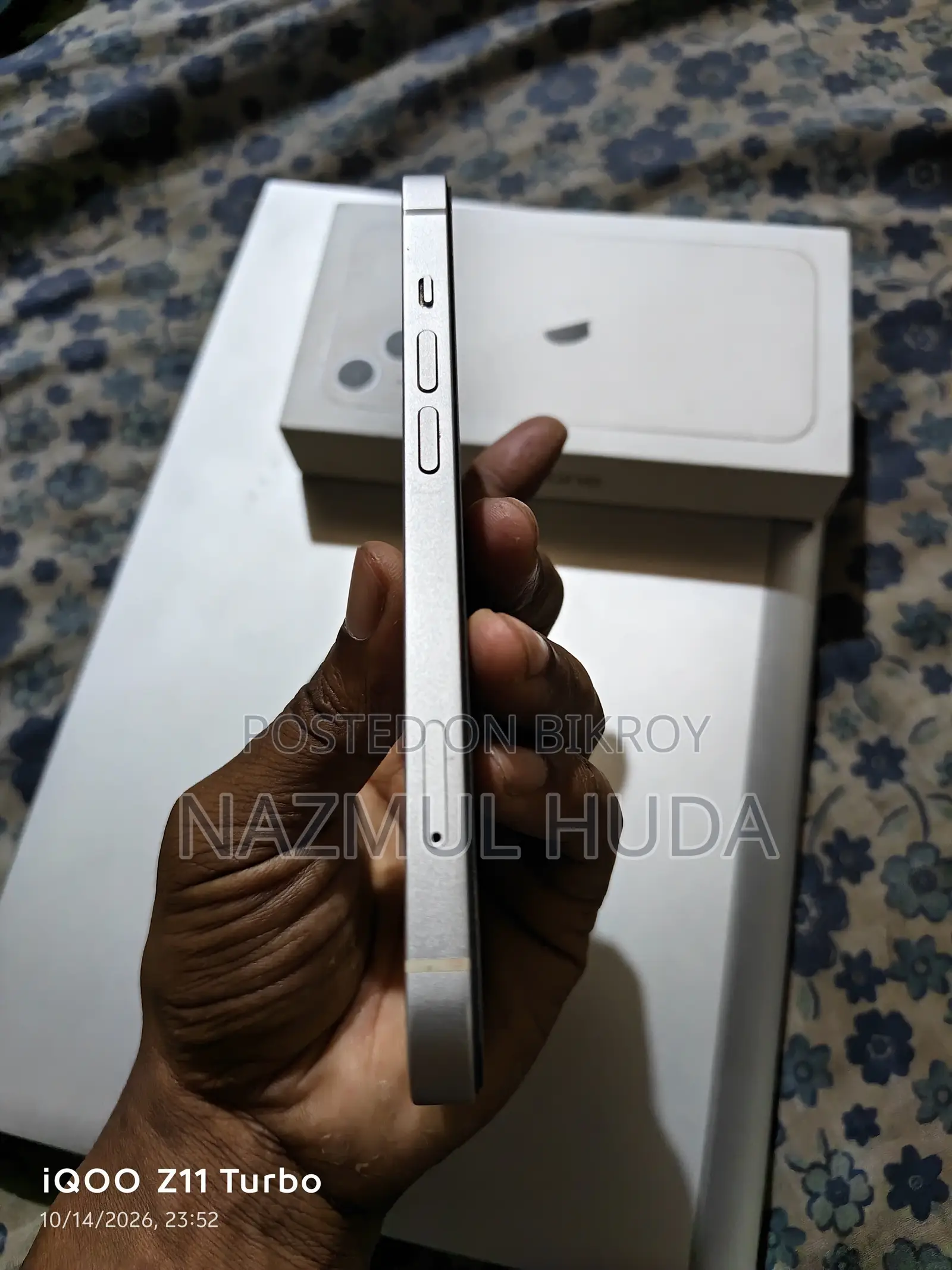 অ্যাপল আইফোন ১৩ ১২৮ জিবি হোয়াইট