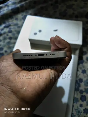 অ্যাপল আইফোন ১৩ ১২৮ জিবি হোয়াইট