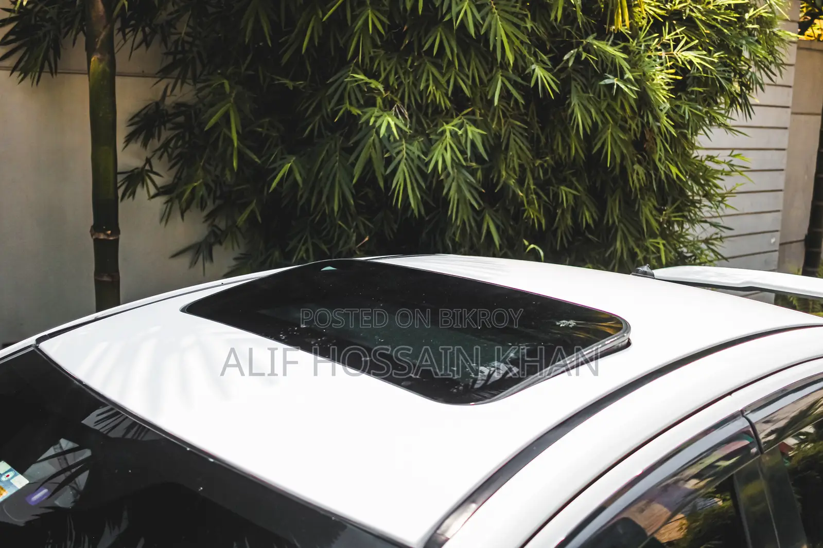 মিতসুবিশি ল্যান্সার ২০১০ পার্ল