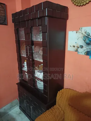 Furniture Wood Showcase