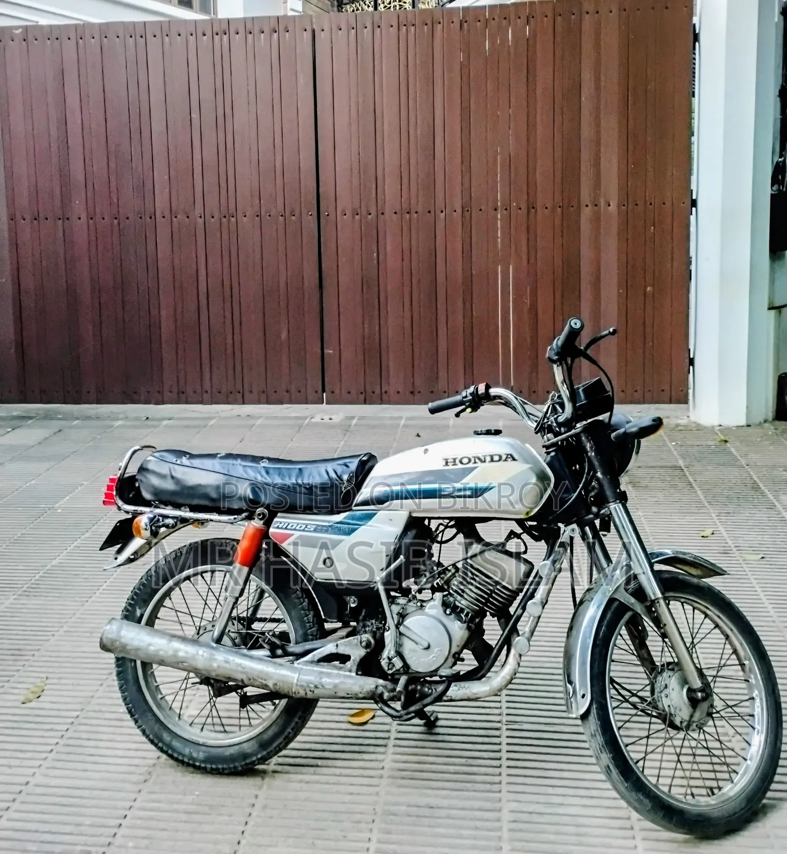 Honda 1984 Silver