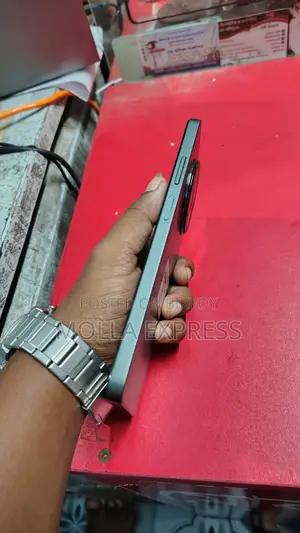রিয়েলমি নারজো ৭০এক্স ১২৮ জিবি ব্রোঞ্জ
