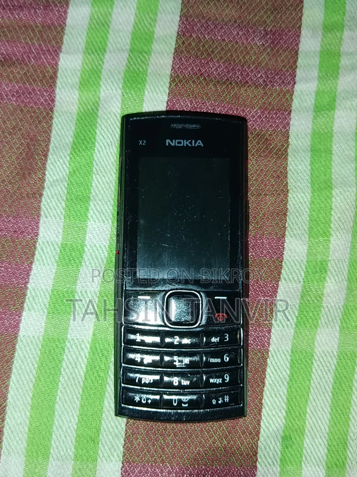 নোকিয়া এক্স২-০২ লাল