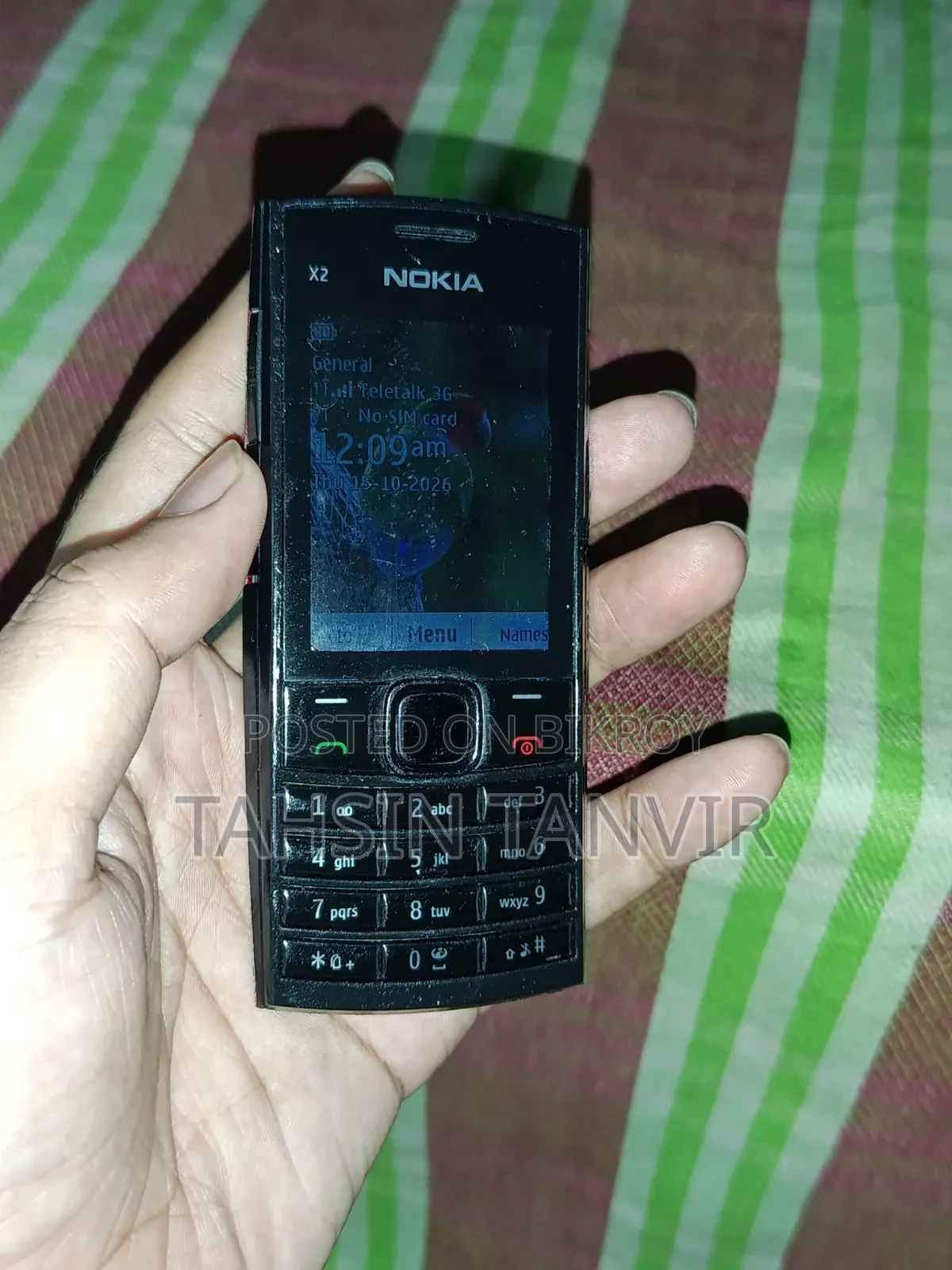 নোকিয়া এক্স২-০২ লাল