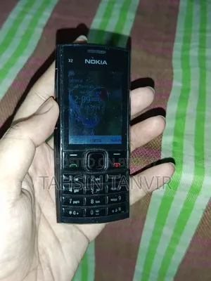 নোকিয়া এক্স২-০২ লাল