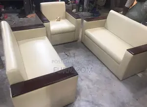 Lacquered Sofa Set