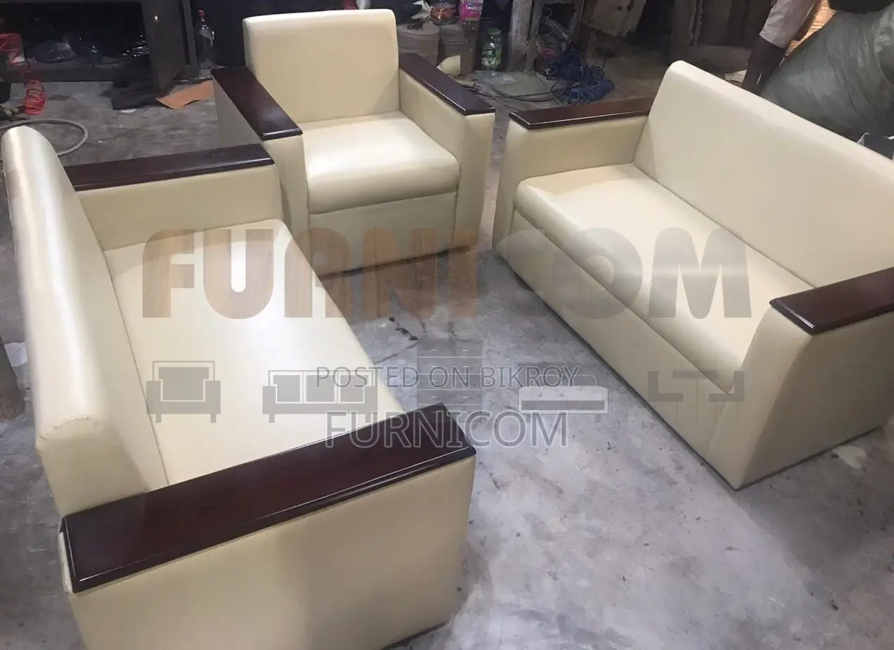 Lacquered Sofa Set
