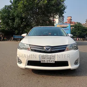 টয়োটা এক্সিও ১.৫ জি টু-হুইল ড্রাইভ ২০১২ সাদা