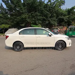 Toyota Axio 1.5 G Two-Wheel Drive 2012 White