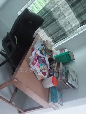 Chair Boss Revolving Manager Gaming Table Chair