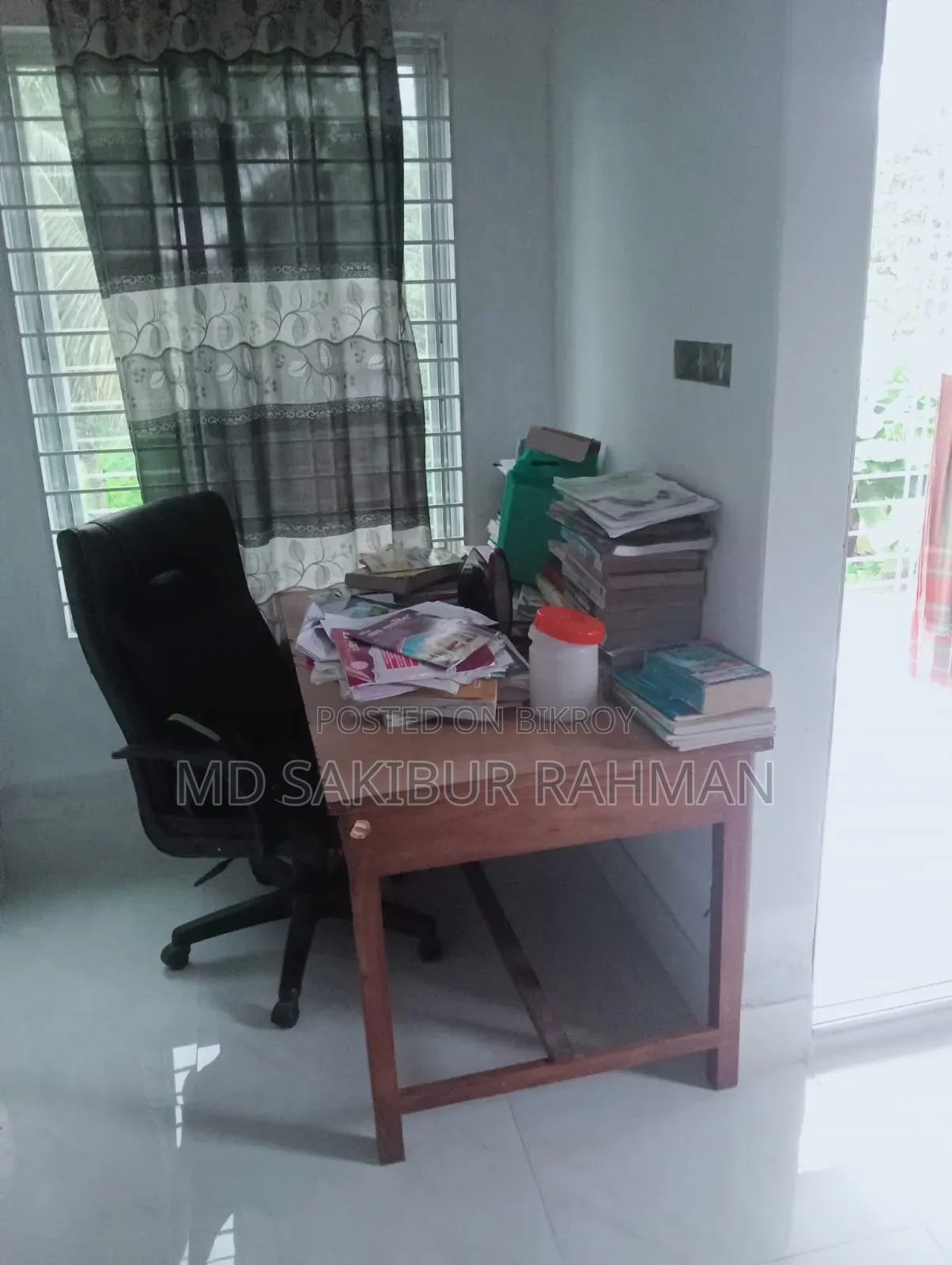 Chair Boss Revolving Manager Gaming Table Chair