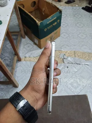 Samsung Galaxy S22 5G 256 GB White