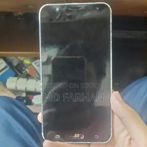 Samsung Galaxy J7 32 GB Black