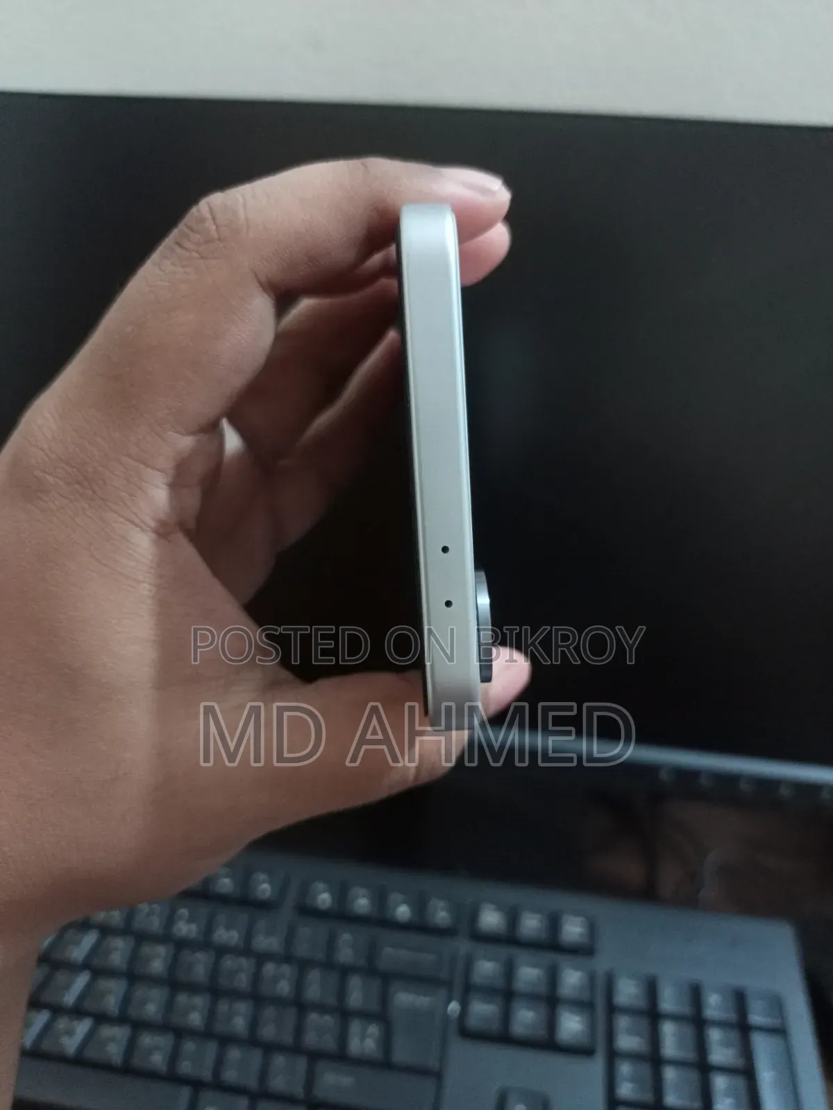 স্যামসাং গ্যালাক্সি এ৩৬ ১২৮ জিবি সাদা
