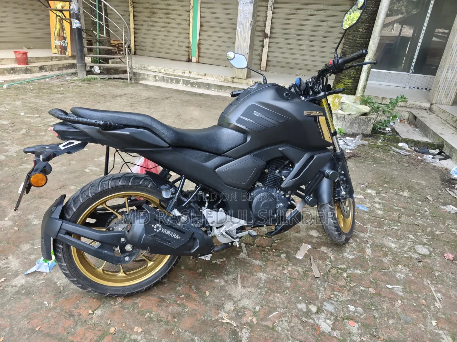 Yamaha FZS V4 2025 Black