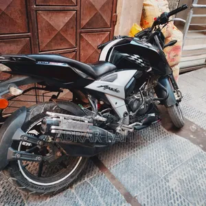 টিভিএস আপাচে আরটিআর ১৬০ ৪ভি ২০২৩ ব্ল্যাক