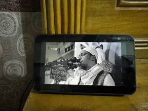 Amazon Echo Show 5 (1st Gen) Smart Speaker With Display